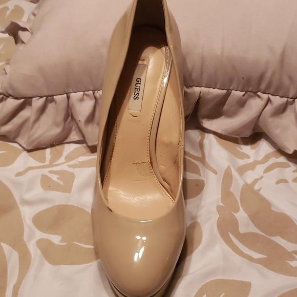 Heels - Picture 2 of 3